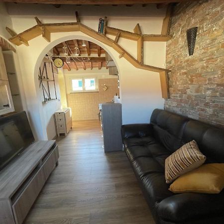 Il Cappellaio Matto Apartment Livorno Ngoại thất bức ảnh
